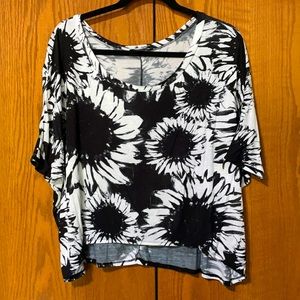 Women’s Sunflower print crop top